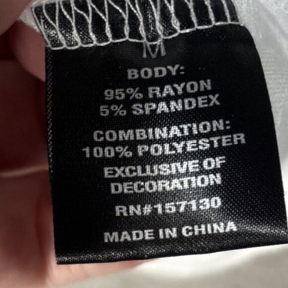 Love and Lace Women’s Size M Parisian Graphic T-Shirt Pink Puff Organza‎ Sleeves - Picture 10 of 14